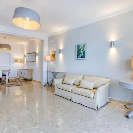 Rokna - Seafront - Center By Haven And Keys Sliema